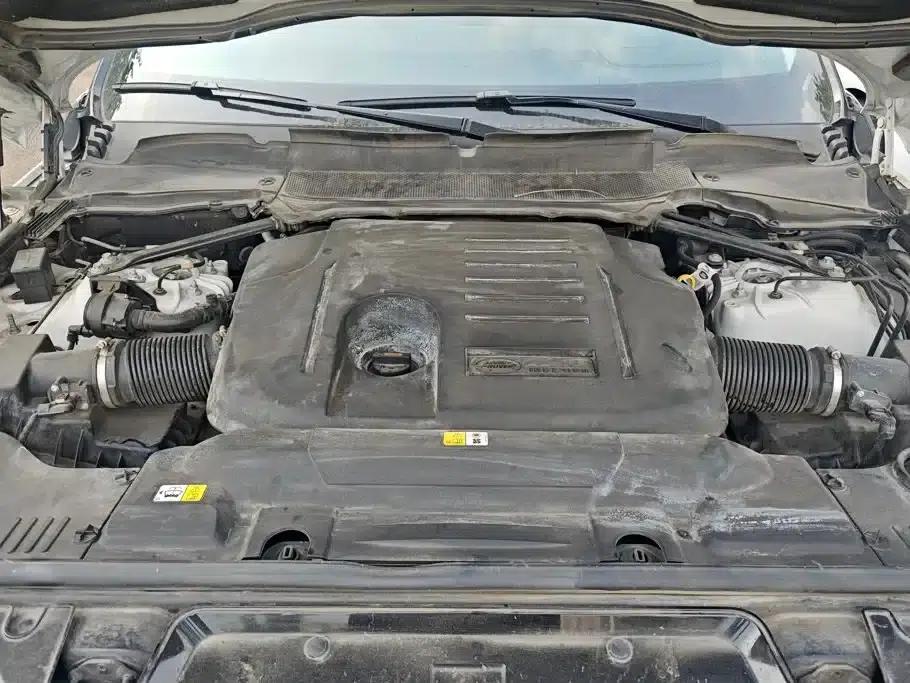 Range Rover Sport 2021 3.0 L6 Black Edition — миниатюра 10