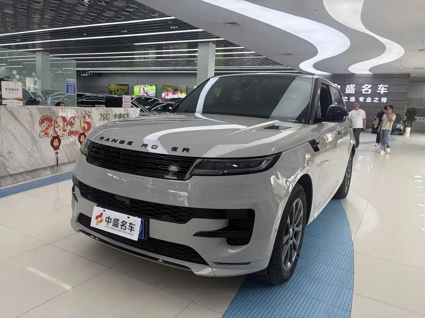 2023 Range Rover Sport 400PS Dynamic SE — миниатюра 1