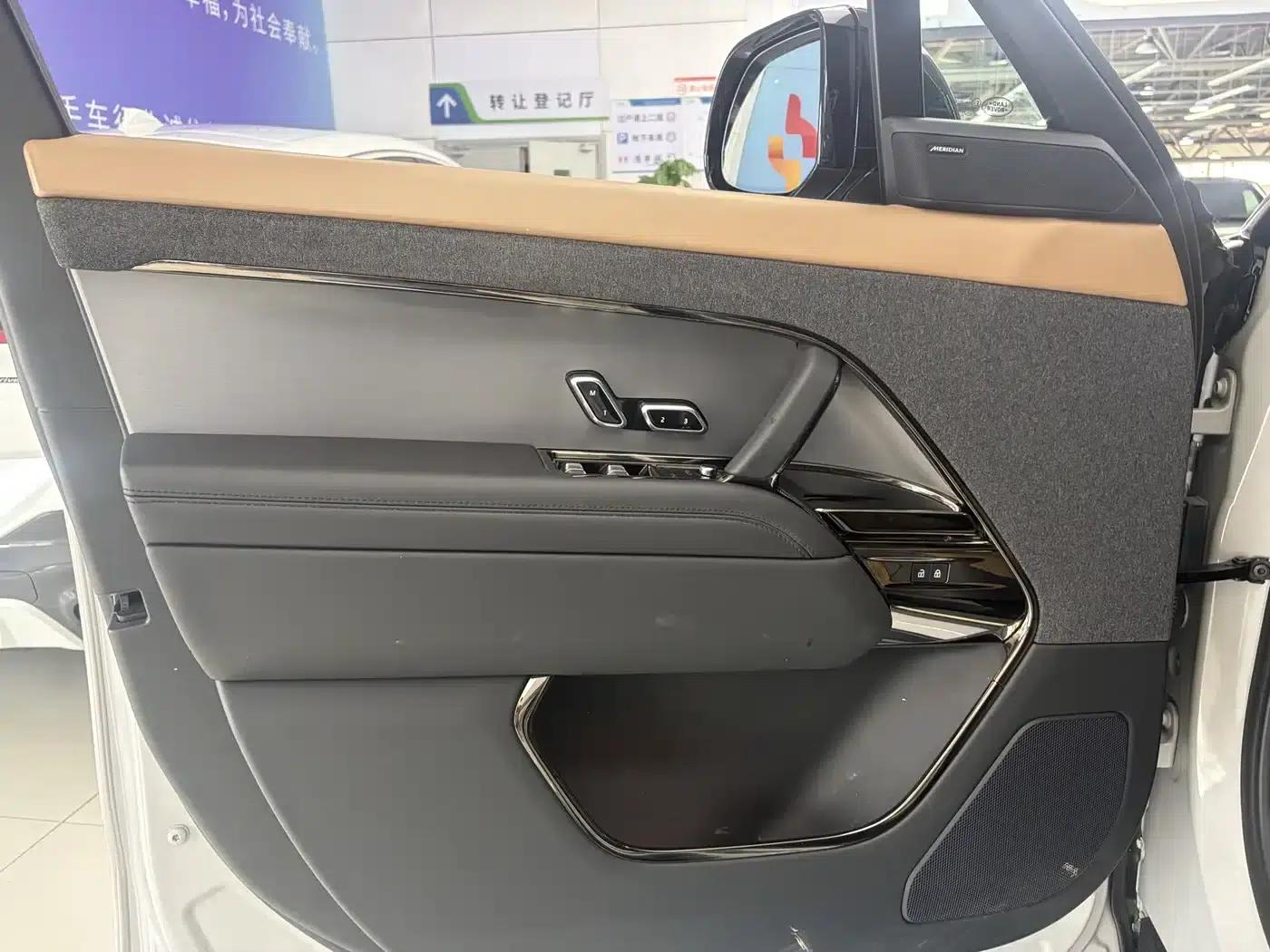 2023 Range Rover Sport 400PS Dynamic SE — миниатюра 3