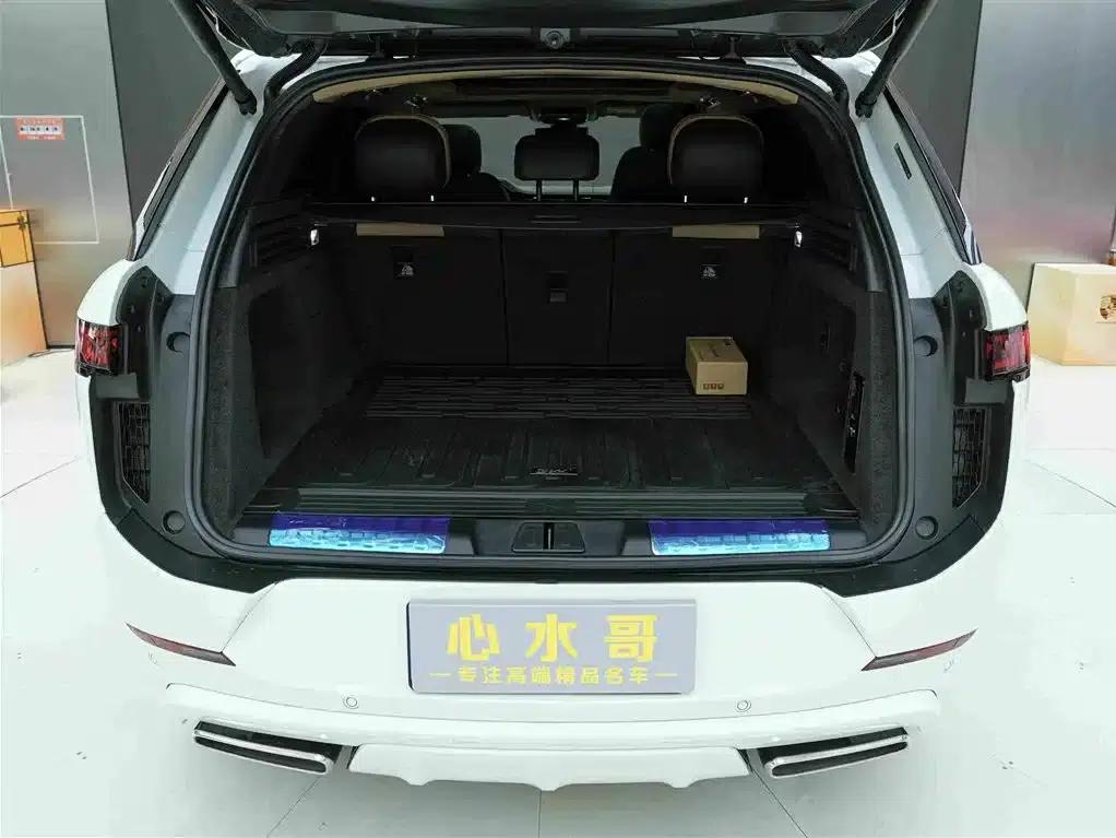 Range Rover Sport 2024 400PS Dynamic SE — миниатюра 22