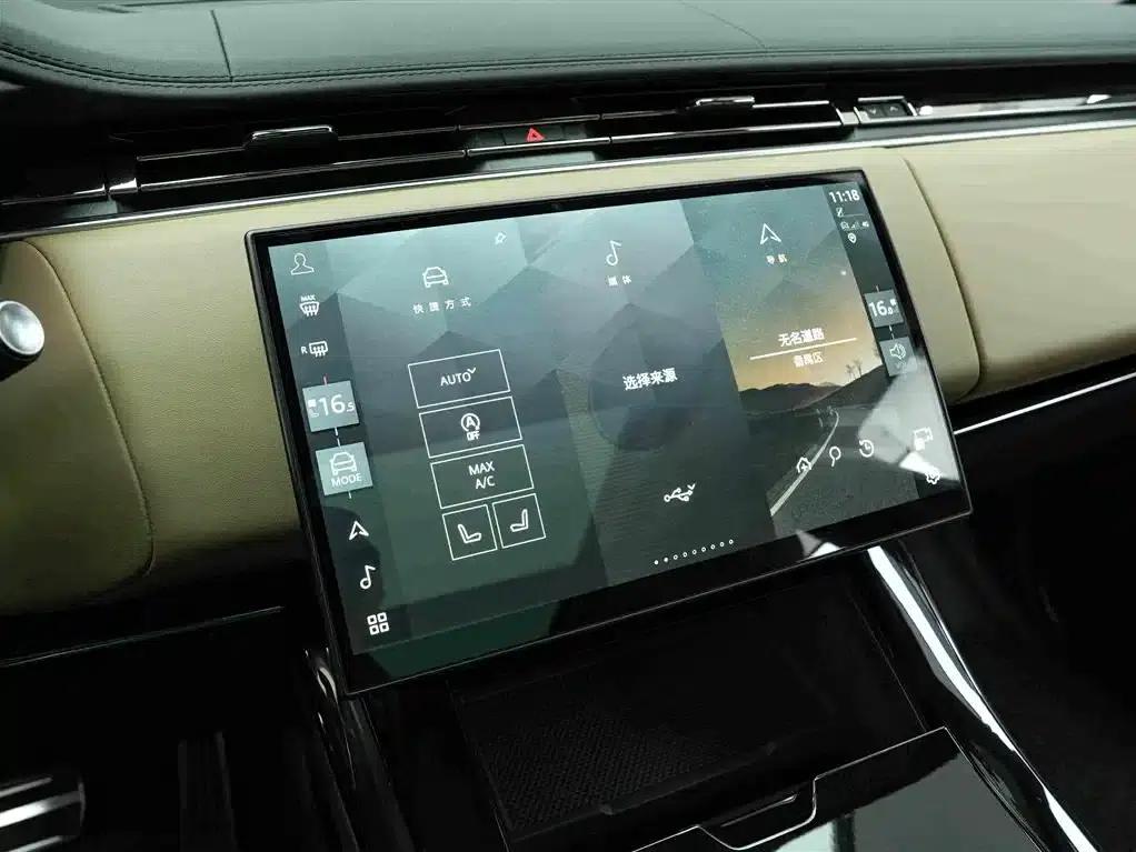 Range Rover Sport 2024 400PS Dynamic SE — миниатюра 9