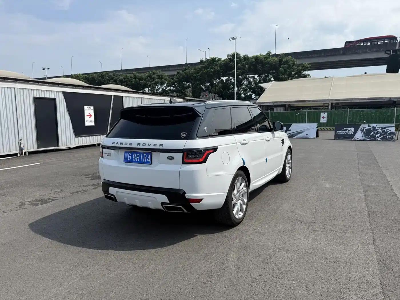 Range Rover Sport 2018 3.0 SC V6 HSE Dynamic — миниатюра 11