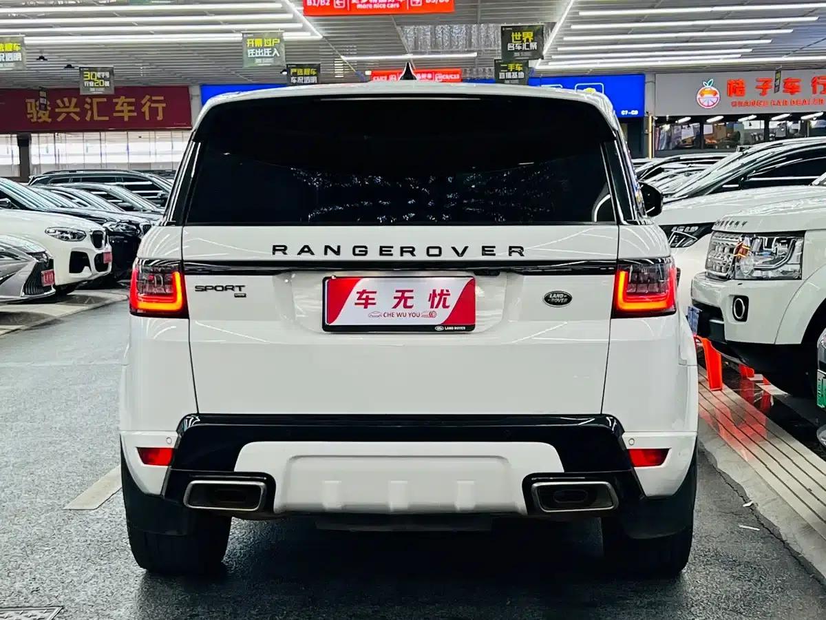 Range Rover Sport 2021 3.0 L6 Black Edition — миниатюра 5