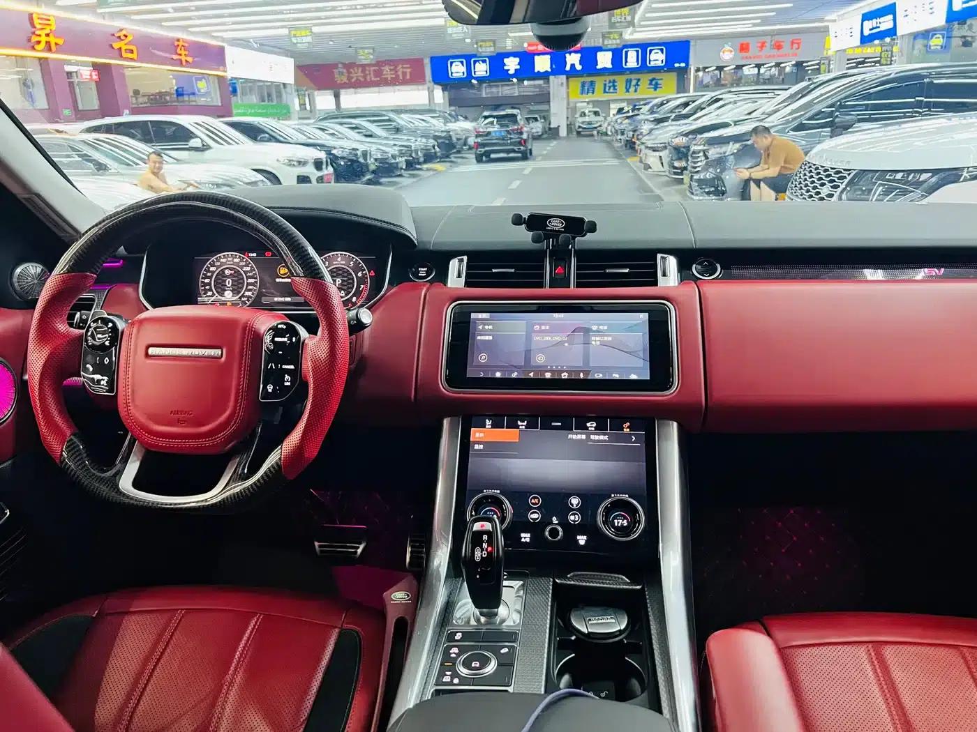 Range Rover Sport 2021 3.0 L6 Black Edition — миниатюра 9