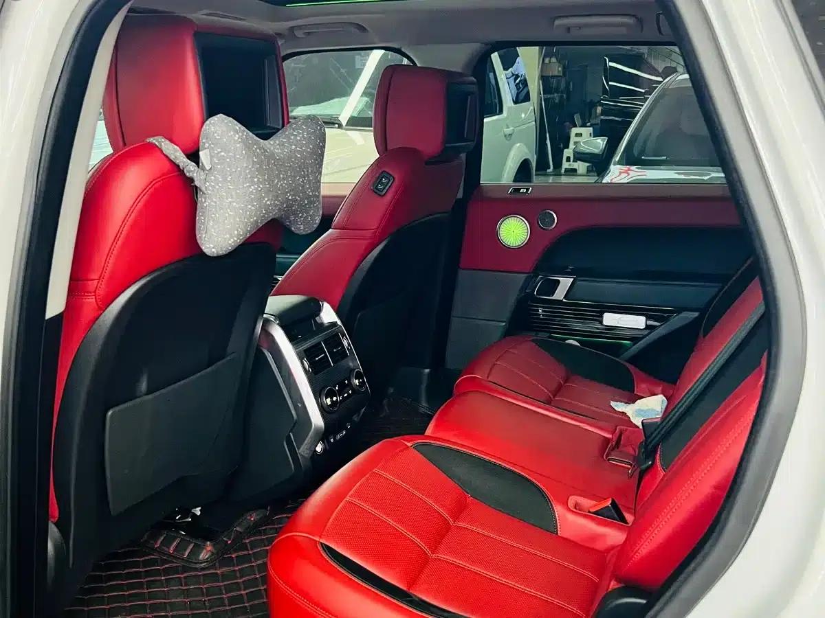 Range Rover Sport 2021 3.0 L6 Black Edition — миниатюра 10