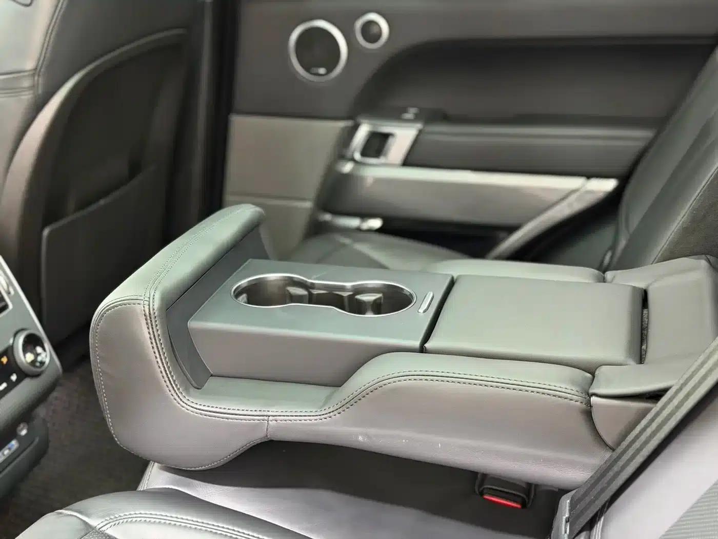 Range Rover Sport 2020 3.0 L6 HSE Dynamic — миниатюра 16