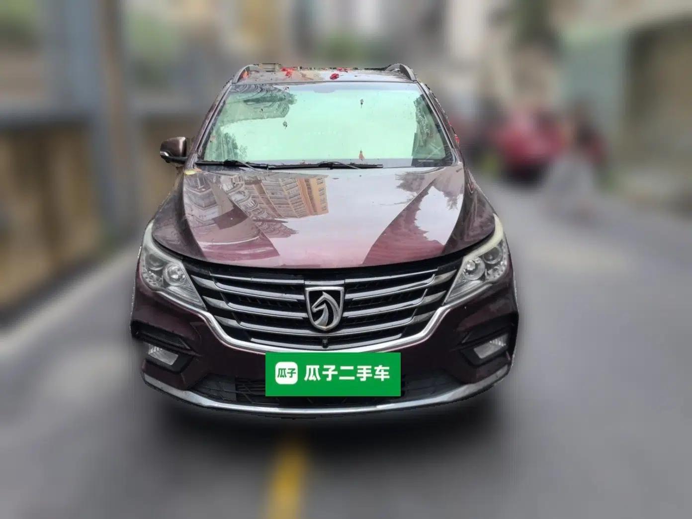 Baojun 560 2017 1.5T Manual Comfort Version 7 Seats — миниатюра 2