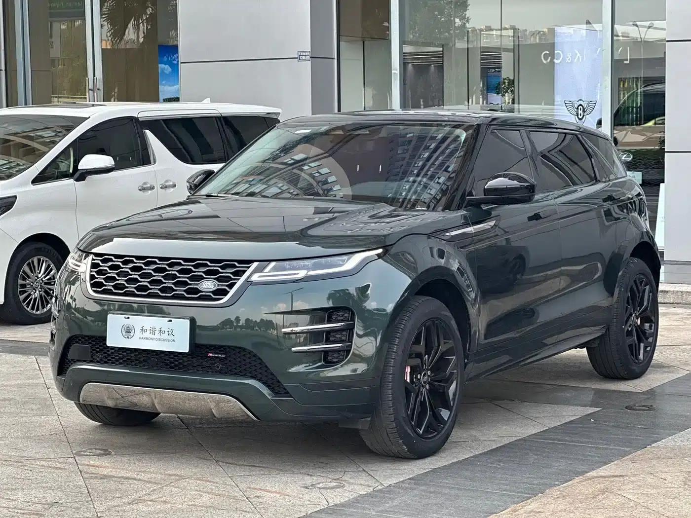 Range Rover Evoque 2022 Model: Evoque L 249PS R-Dynamic HSE Luxury Edition — миниатюра 1