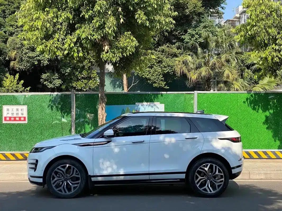 Range Rover Evoque 2022 Model, Evoque L 249PS R-Dynamic Luxury Edition — миниатюра 3