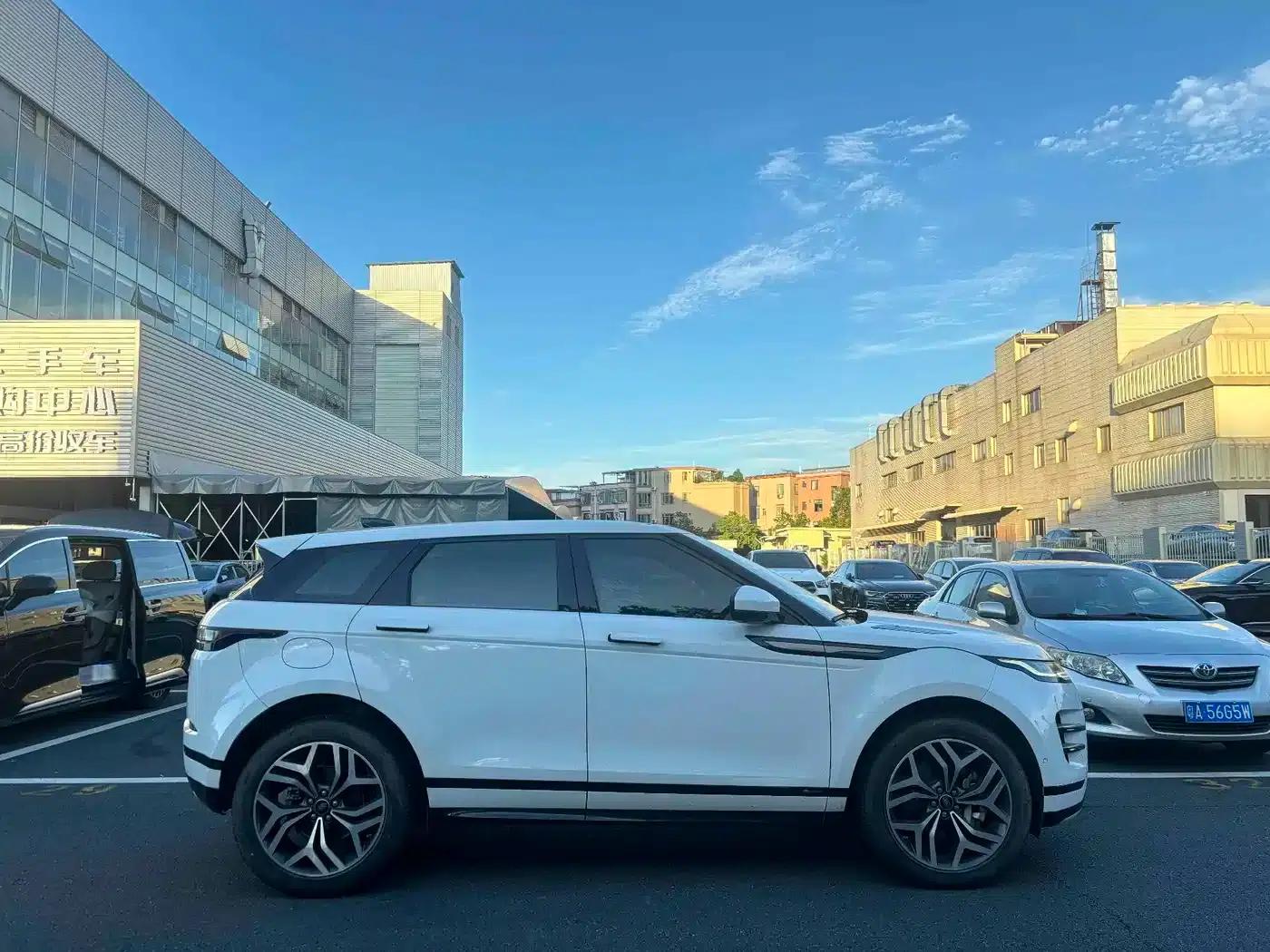 Range Rover Evoque 2020 249PS R-DYNAMIC SE Sport Tech Edition — миниатюра 17