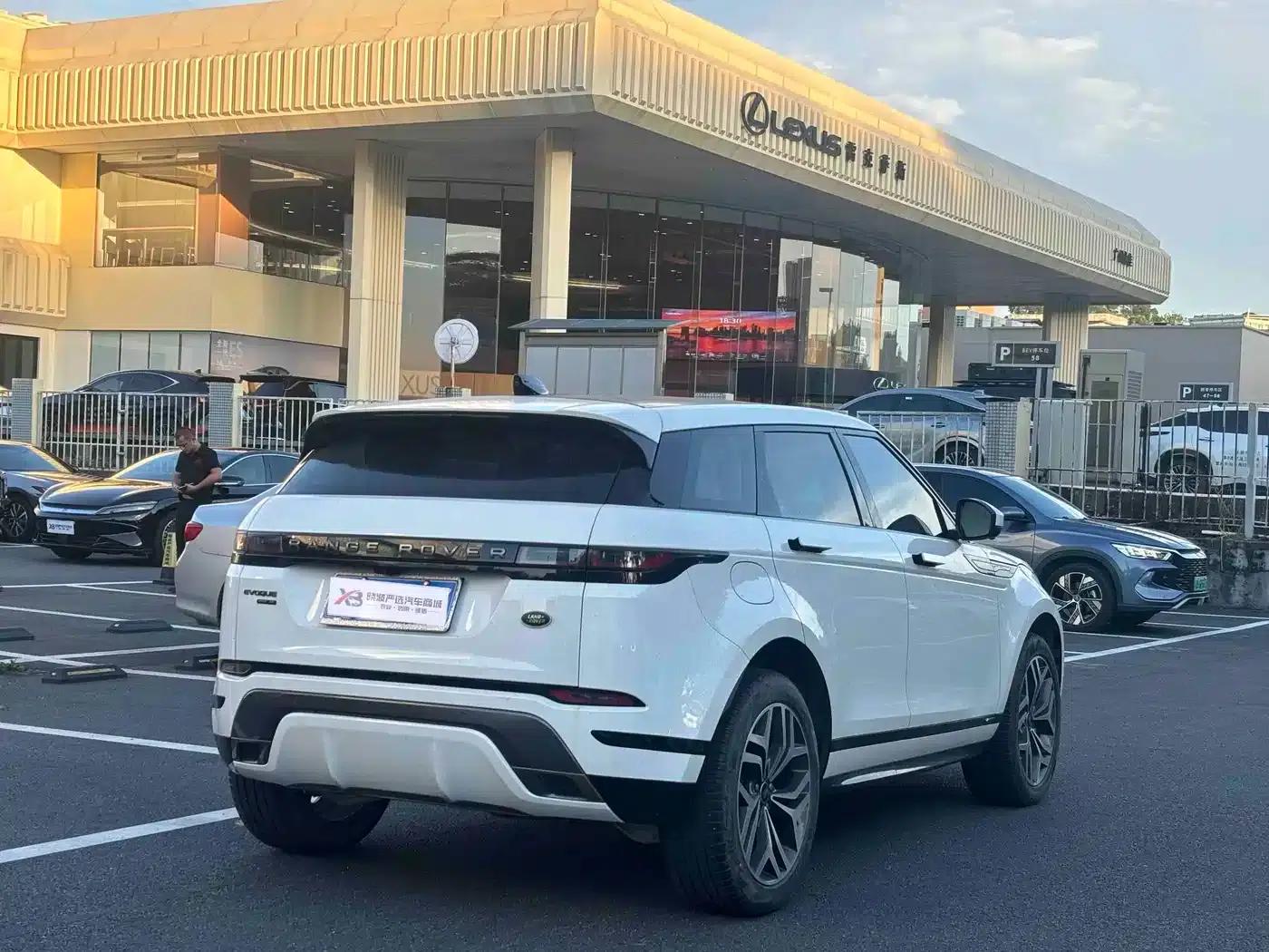 Range Rover Evoque 2020 249PS R-DYNAMIC SE Sport Tech Edition — миниатюра 3