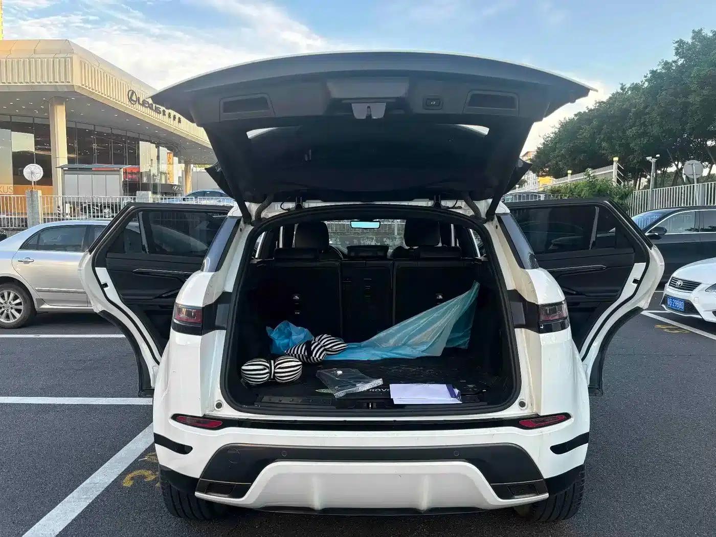 Range Rover Evoque 2020 249PS R-DYNAMIC SE Sport Tech Edition — миниатюра 10