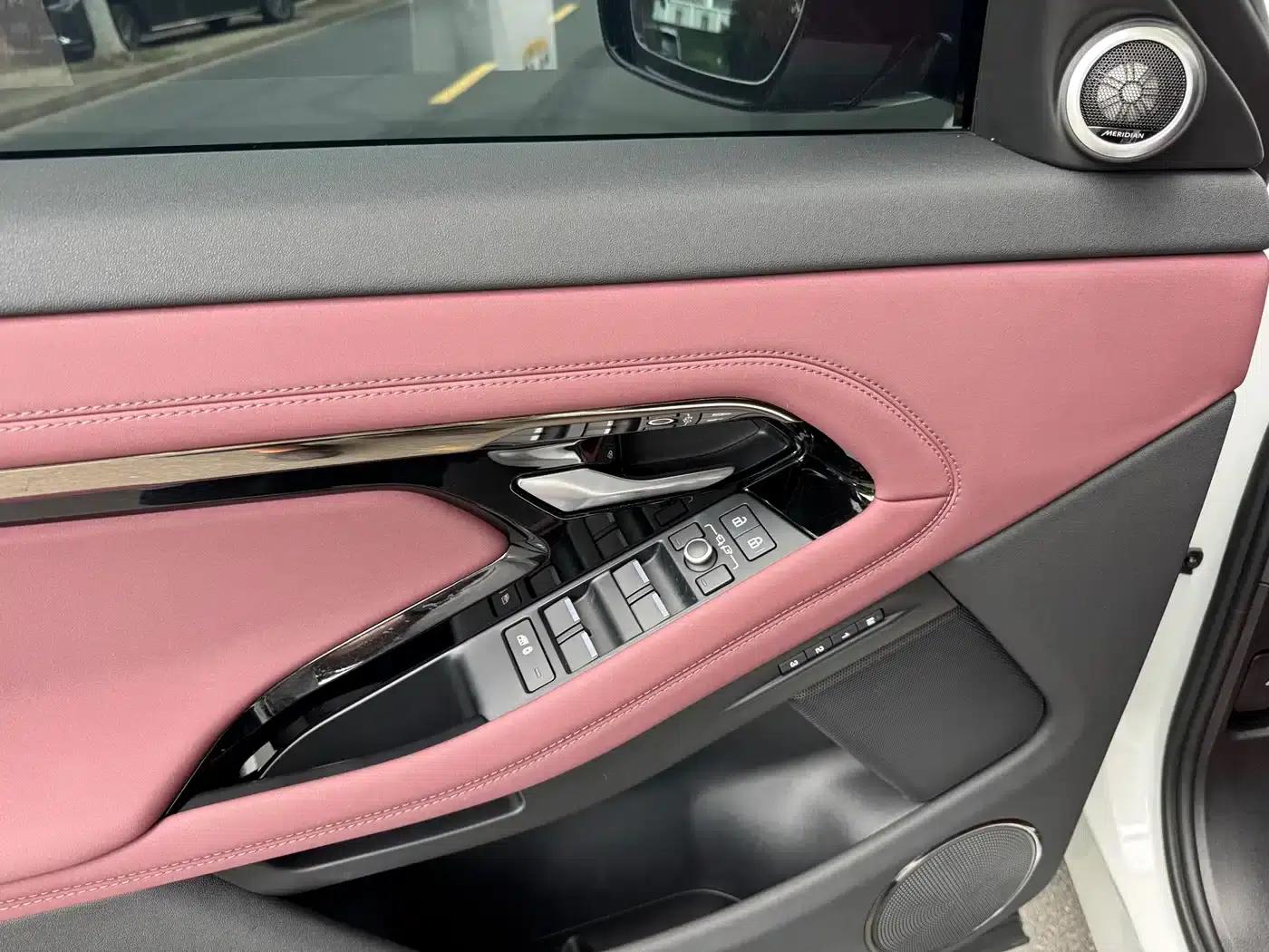 2024 Range Rover Evoque L SE Luxury Edition — миниатюра 8
