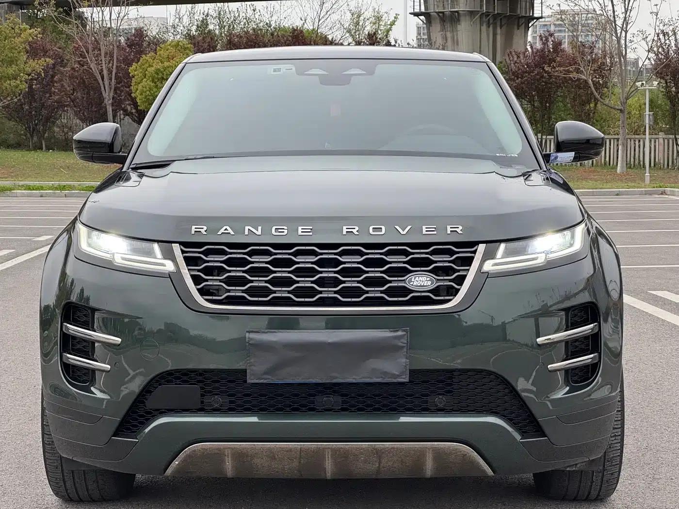 Range Rover Evoque 2022 Model, Evoque L 249PS R-Dynamic Luxury Edition — миниатюра 3