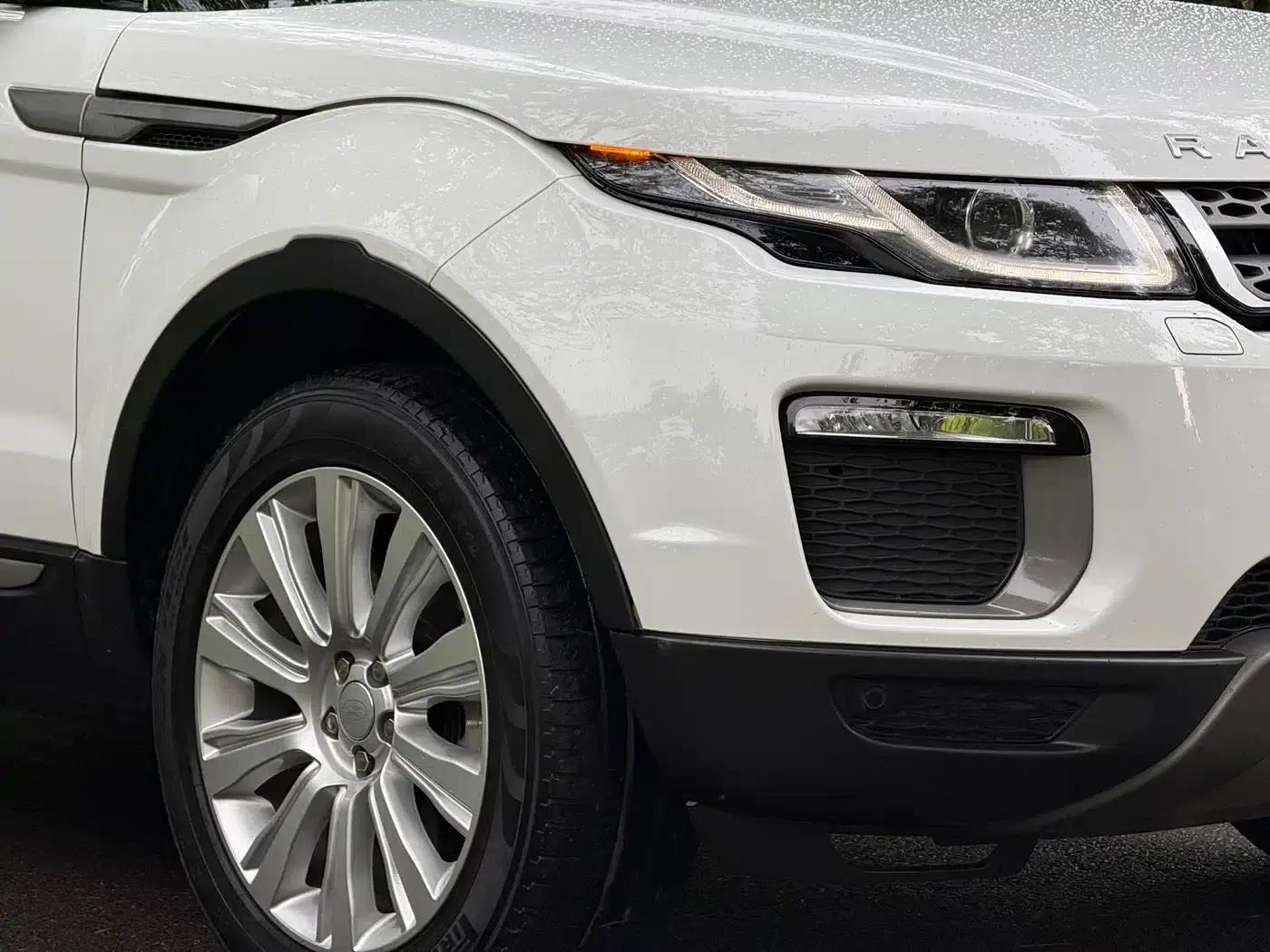 Range Rover Evoque 2016 2.0T SE Smart Edition — миниатюра 8