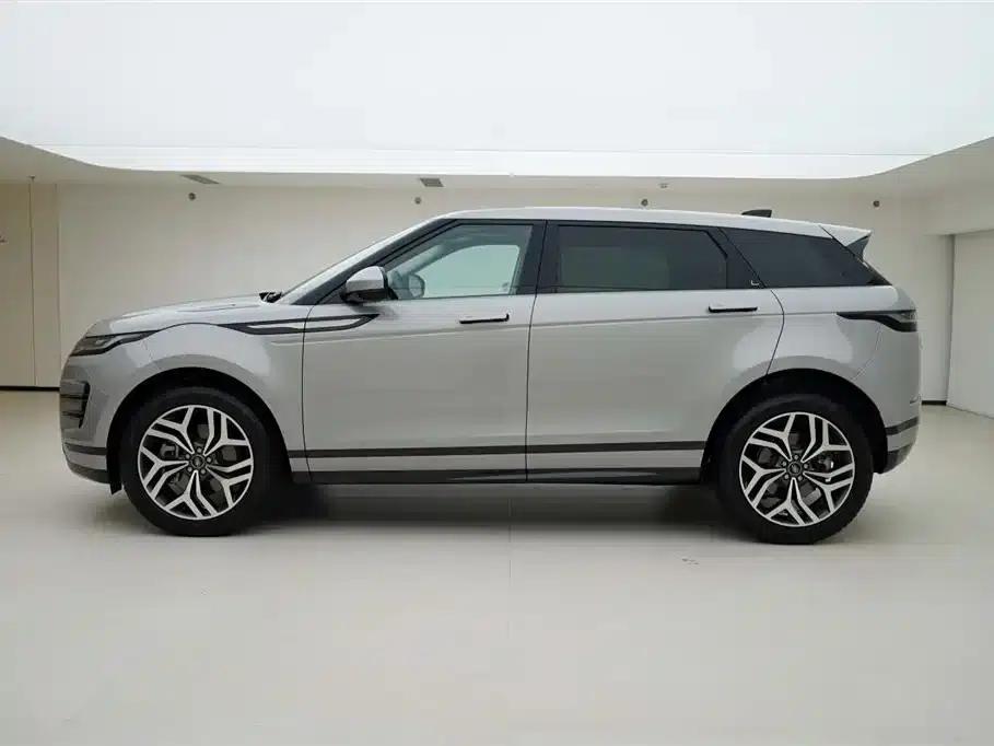 Range Rover Evoque 2023 Model, Evoque L 249PS Luxury Edition — миниатюра 3
