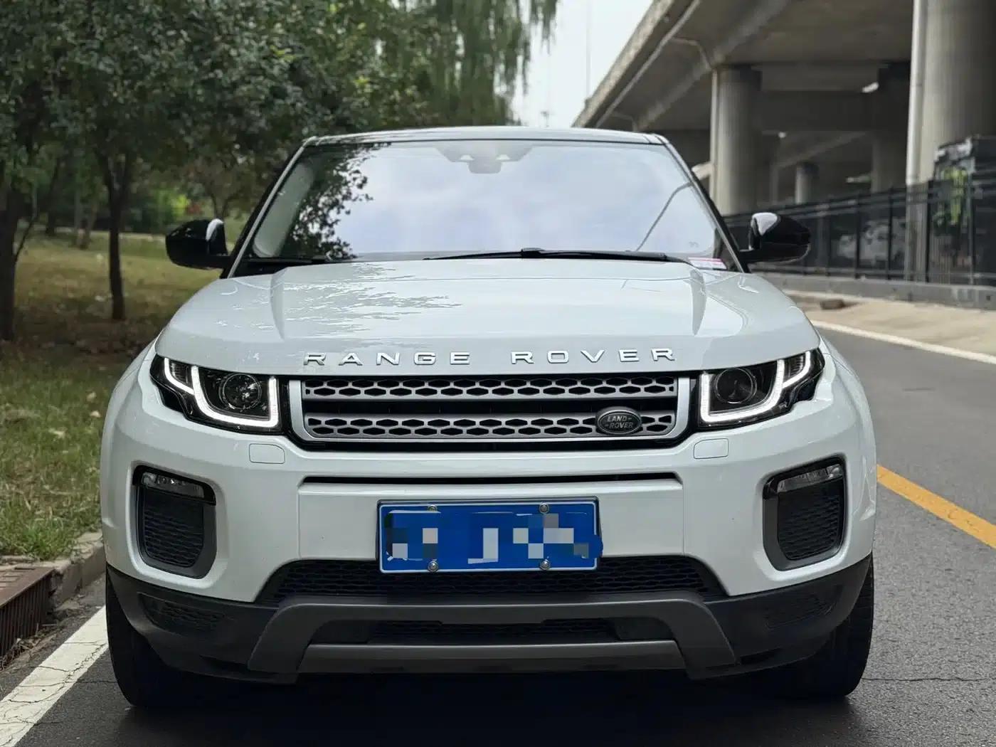 Range Rover Evoque 2017 2.0T SE Smart Edition — миниатюра 2