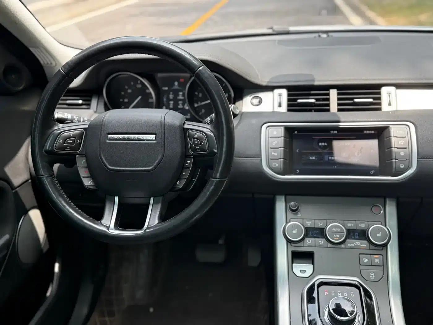 Range Rover Evoque 2017 2.0T SE Smart Edition — миниатюра 18