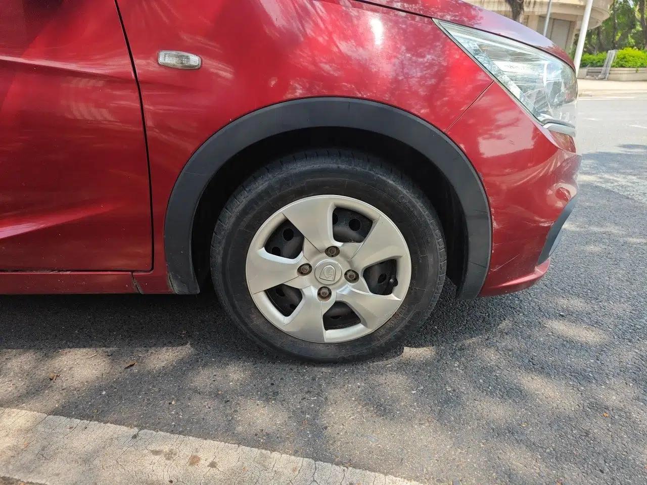 Baojun 310 2016 1.2L manual Comfort trim level — миниатюра 8