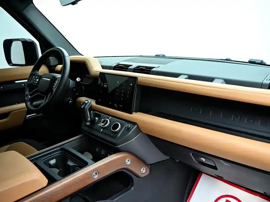 2024 Land Rover Defender 110 3.0T P400 X-DYNAMIC HSE — миниатюра 16
