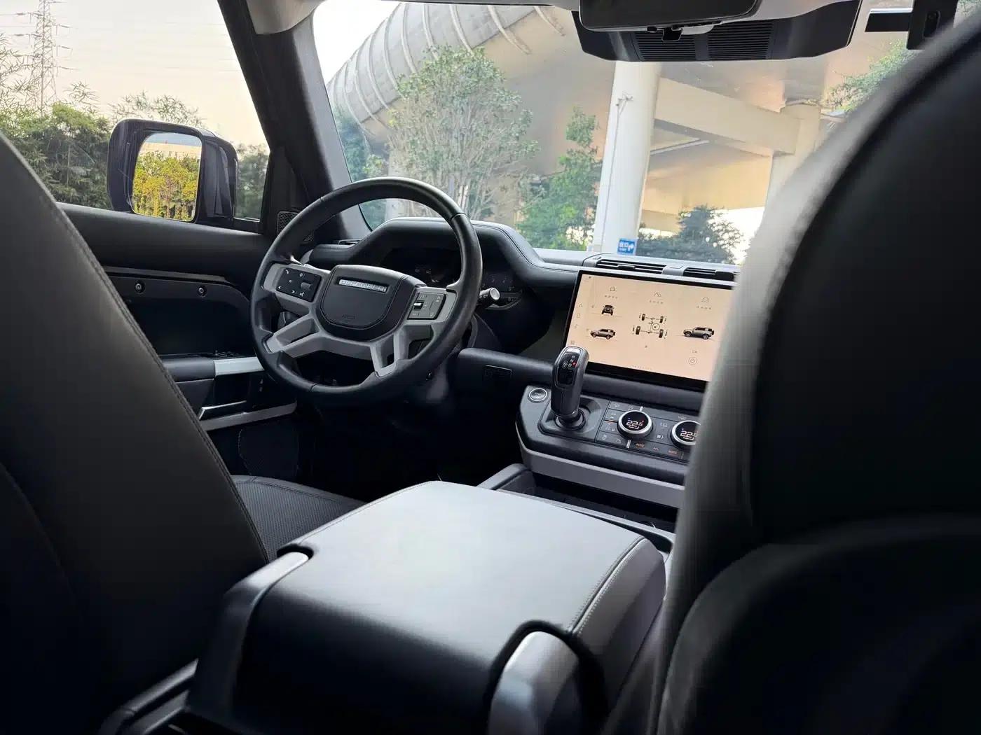 2023 Land Rover Defender 90 3.0T P400 XS — миниатюра 14