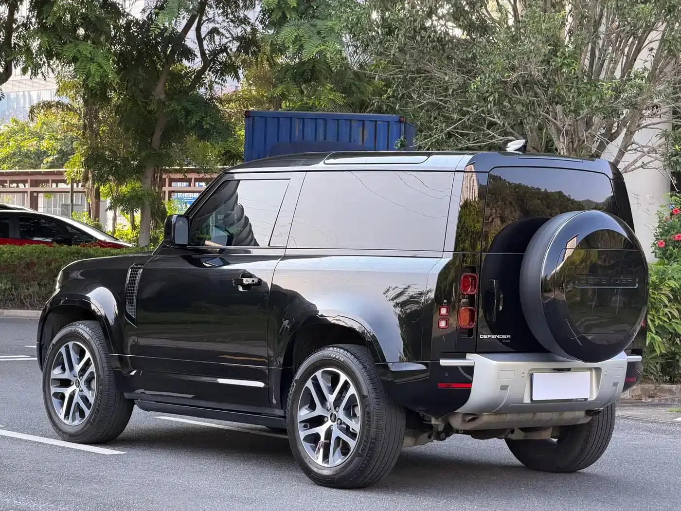 2023 Land Rover Defender 90 3.0T P400 XS — миниатюра 17