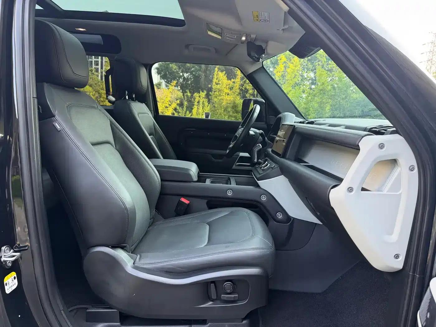 2023 Land Rover Defender 90 3.0T P400 XS — миниатюра 9