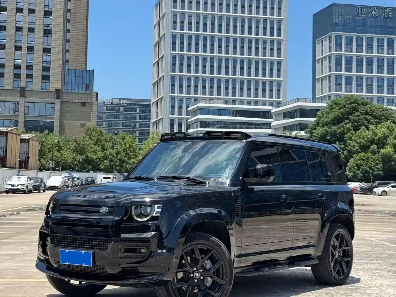 2023 Land Rover Defender 110 3.0T P400 X-DYNAMIC HSE — миниатюра 2