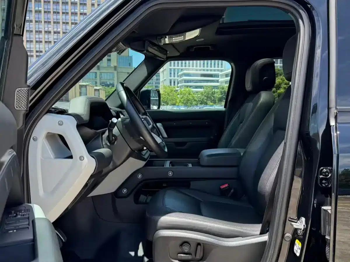 2023 Land Rover Defender 110 3.0T P400 X-DYNAMIC HSE — миниатюра 3