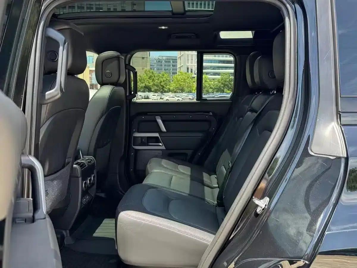 2023 Land Rover Defender 110 3.0T P400 X-DYNAMIC HSE — миниатюра 7