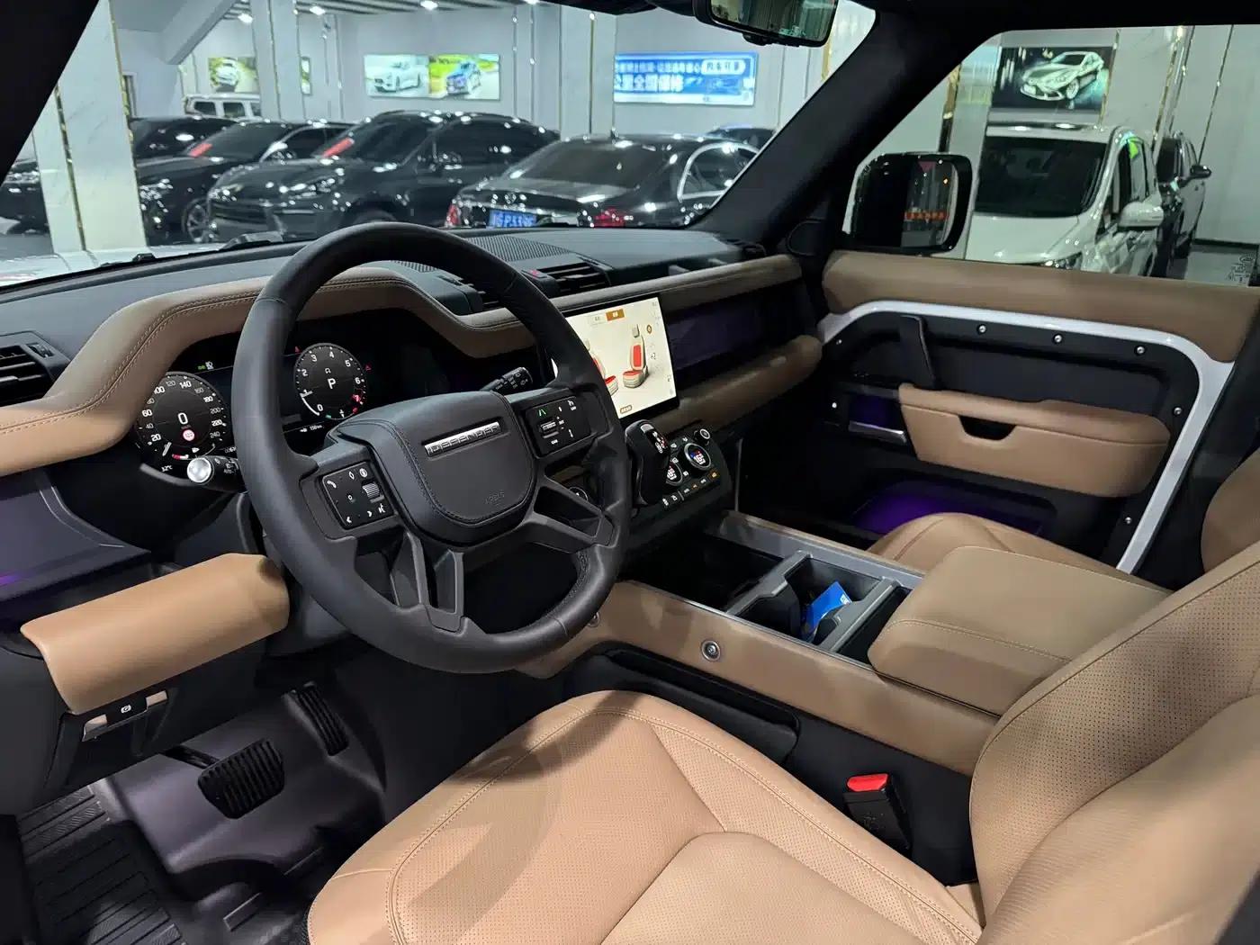 2025 Land Rover Defender 110 3.0T P400 X-Dynamic HSE — миниатюра 4