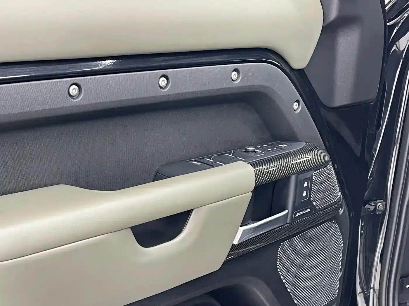 2022 Land Rover Defender 110 P400 X-DYNAMIC HSE — миниатюра 24