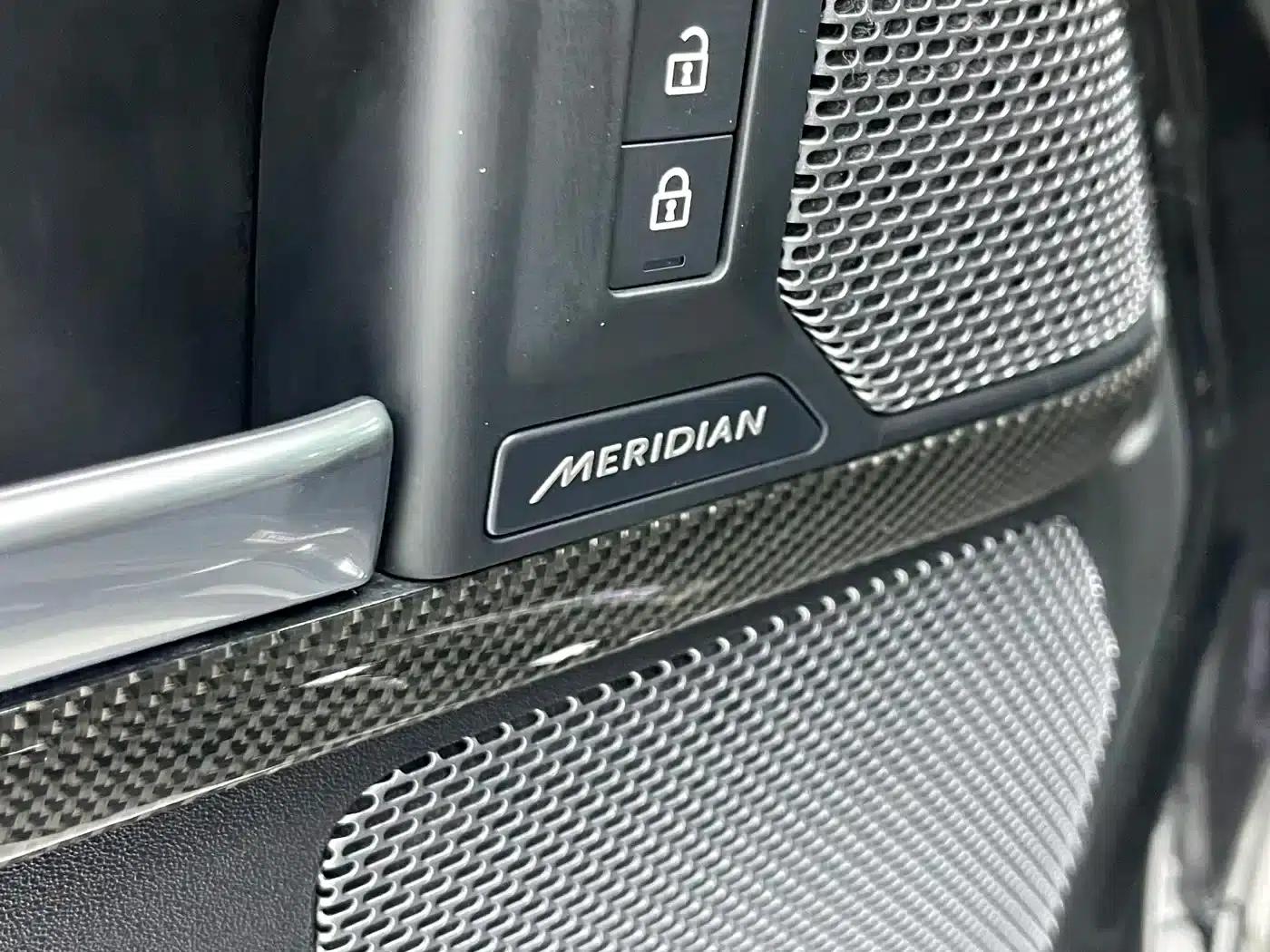 2022 Land Rover Defender 110 P400 X-DYNAMIC HSE — миниатюра 25