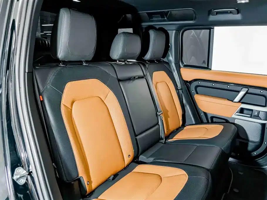 2024 Land Rover Defender 110 3.0T P400 X-DYNAMIC HSE — миниатюра 28