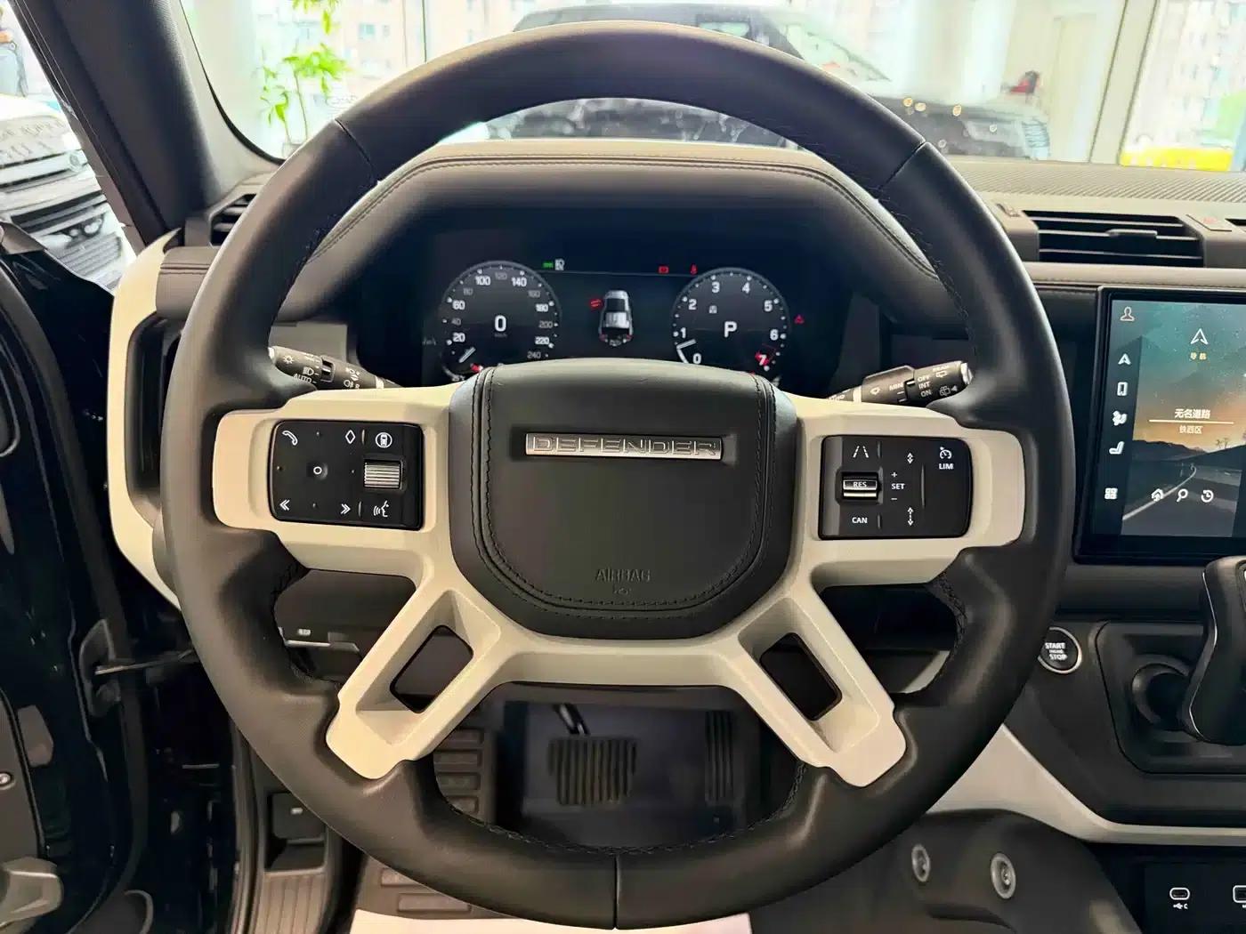 2024 Land Rover Defender 110 3.0T P400 X-DYNAMIC HSE — миниатюра 8