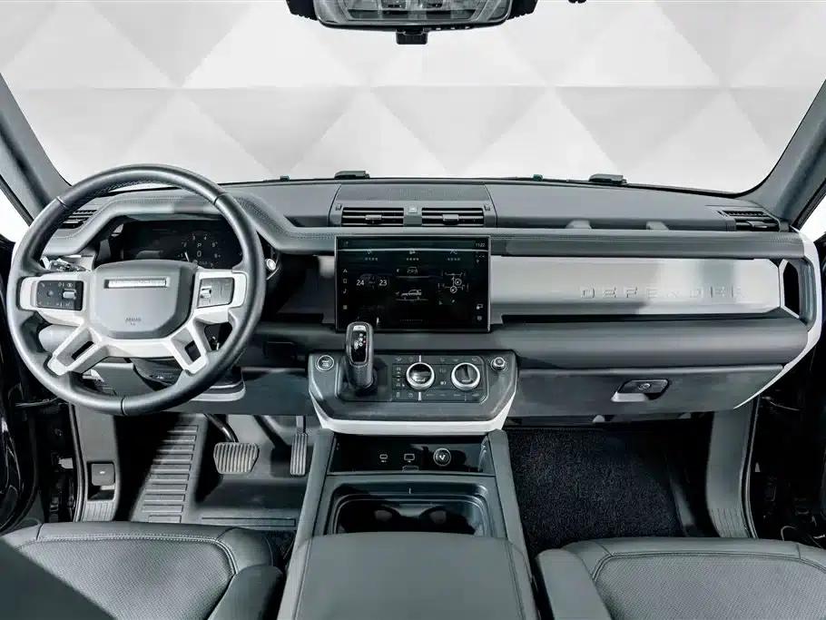 2024 Land Rover Defender 90 3.0T P400 HSE — миниатюра 12