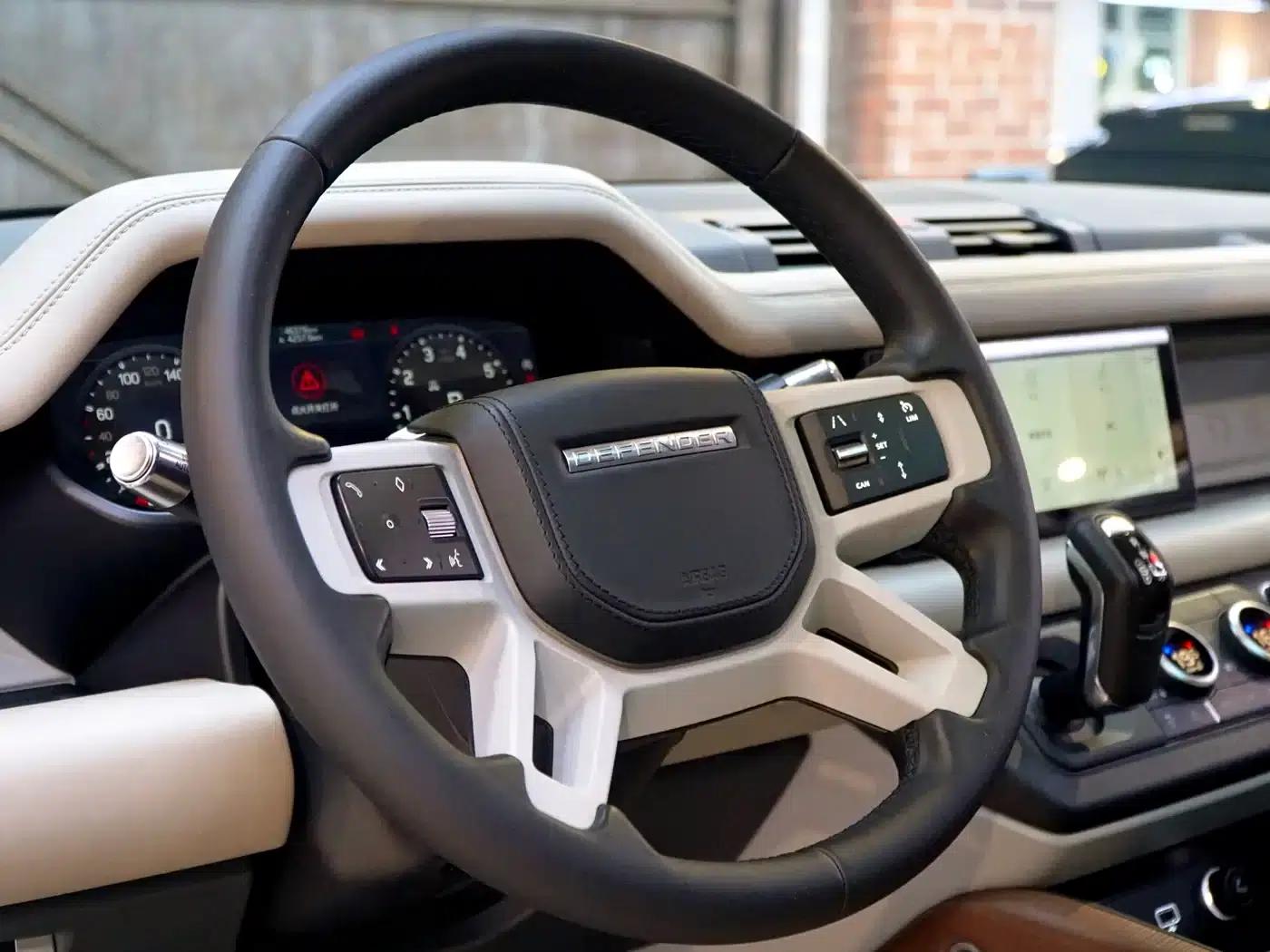 2020 Land Rover Defender 110 P400 HSE — миниатюра 18