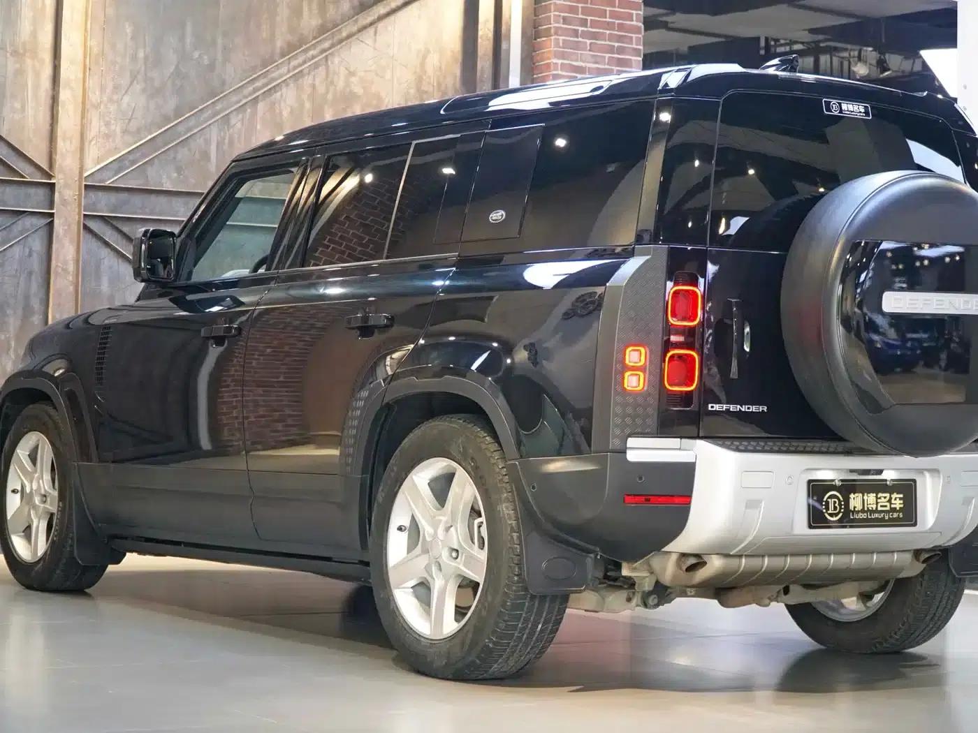 2020 Land Rover Defender 110 P400 HSE — миниатюра 4