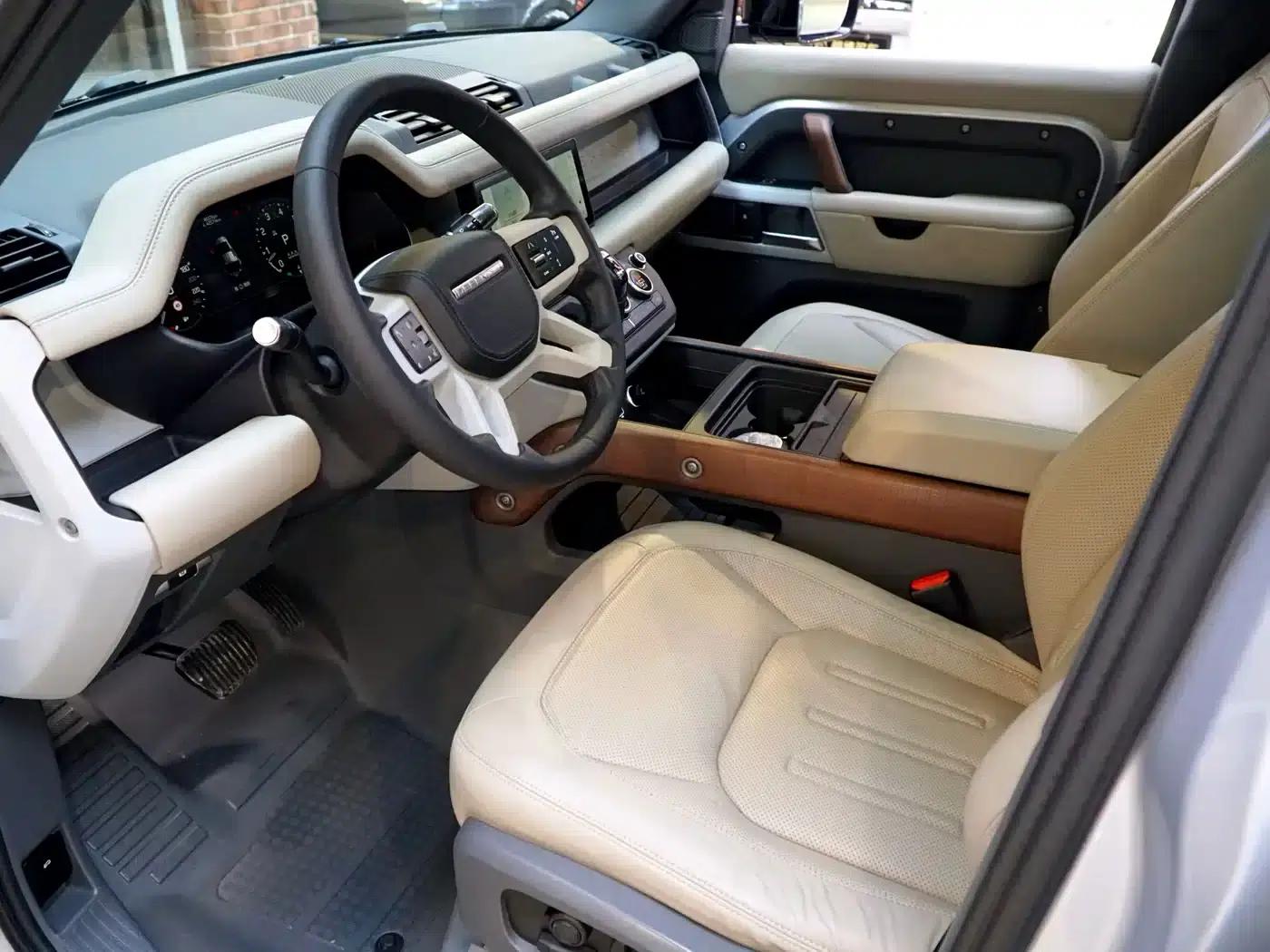 2020 Land Rover Defender 110 P400 HSE — миниатюра 7