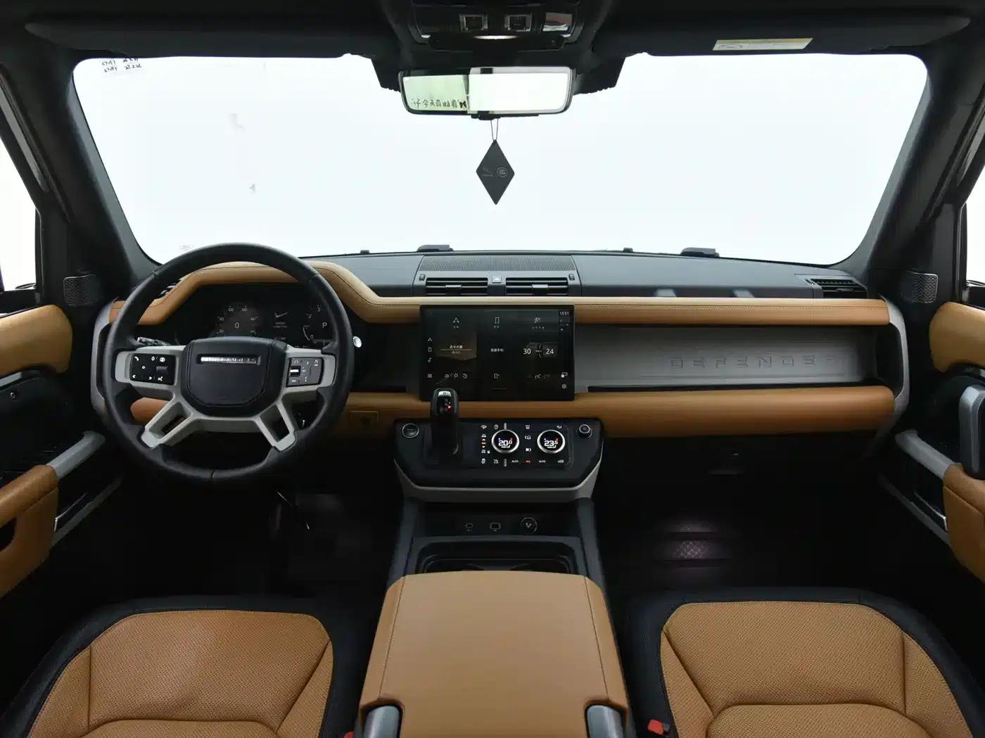 2024 Land Rover Defender 110 3.0T P400 X-DYNAMIC HSE — миниатюра 6
