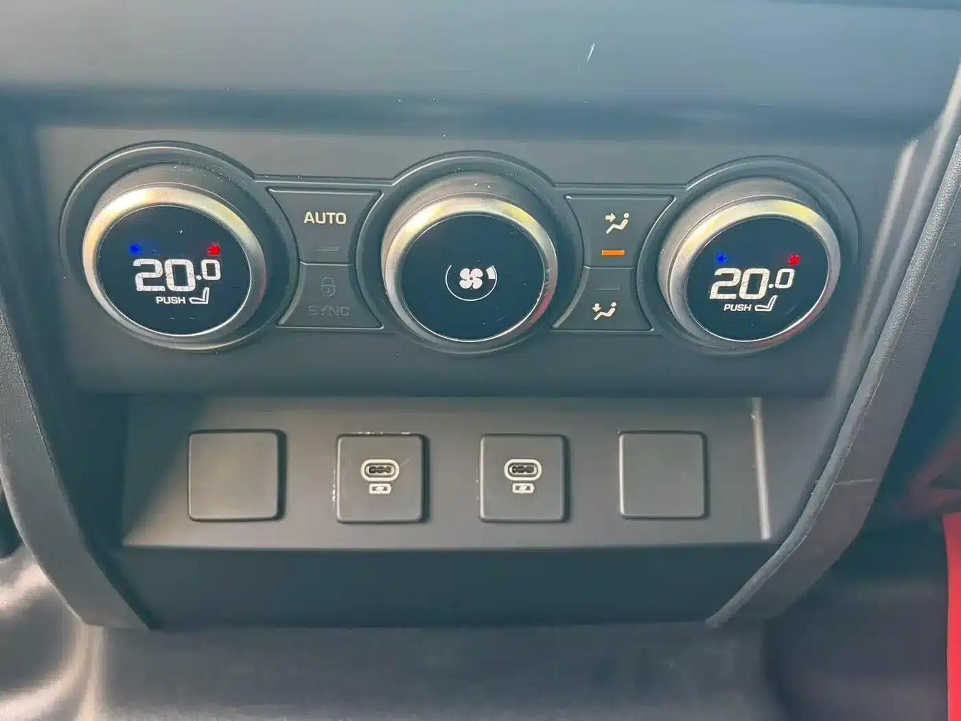2024 Land Rover Defender 110 3.0T P400 X-DYNAMIC HSE — миниатюра 9