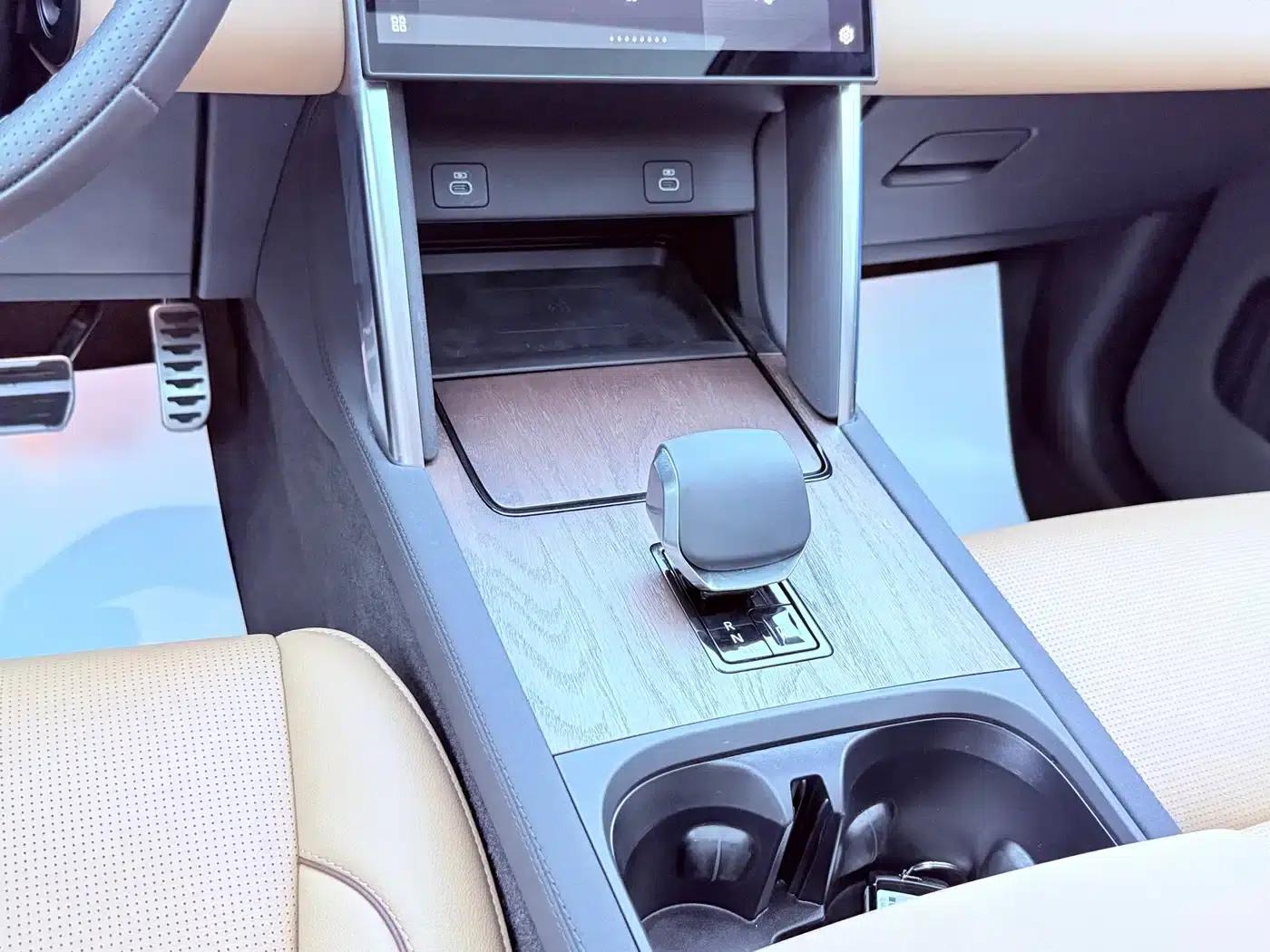 Discovery Sport 2025 249PS Performance Tech Edition — миниатюра 16