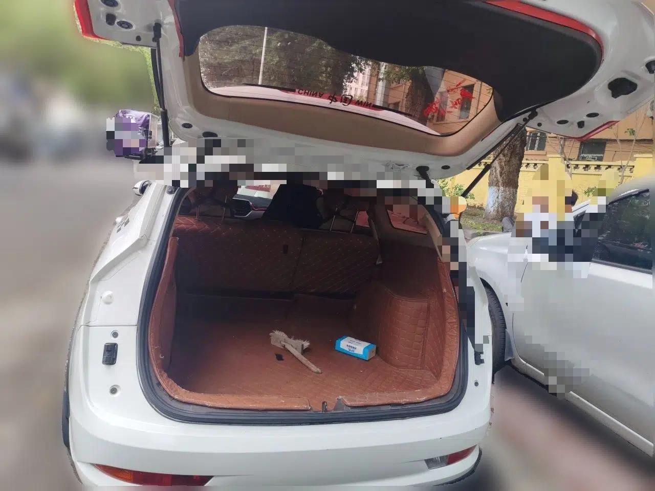 Baojun 310W 2017 1.5L Manual Comfort Version China V — миниатюра 19