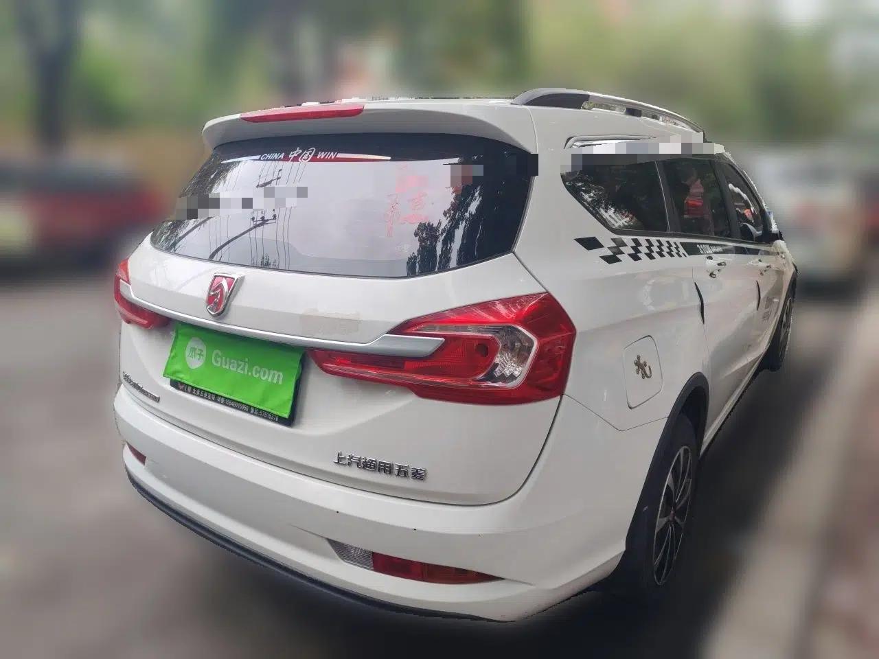 Baojun 310W 2017 1.5L Manual Comfort Version China V — миниатюра 6