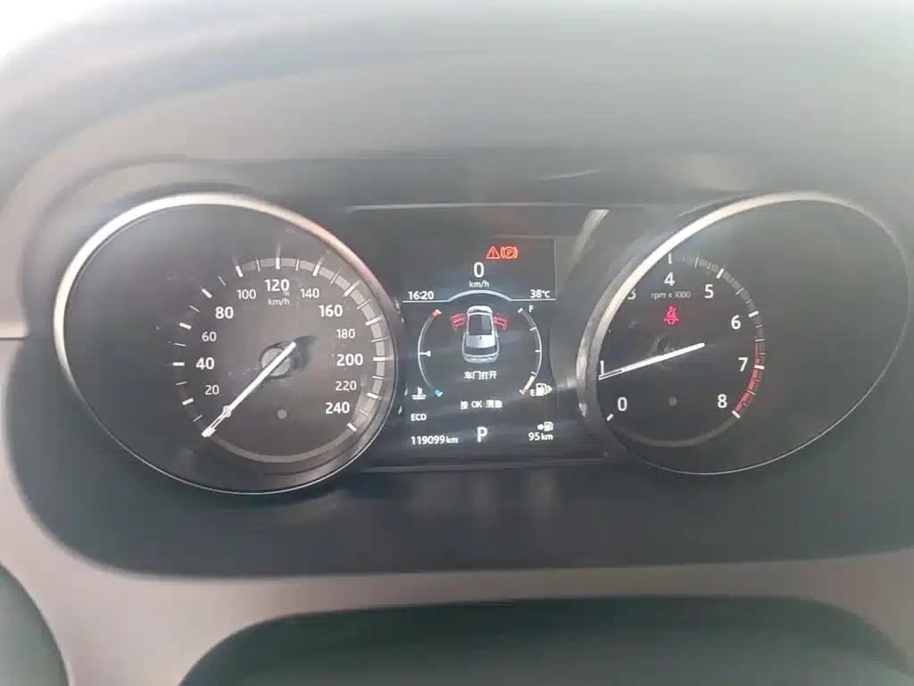 Discovery Sport 2017 2.0T SE — миниатюра 12