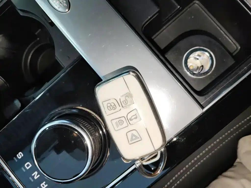 Range Rover Velar 2019 250PS — миниатюра 11