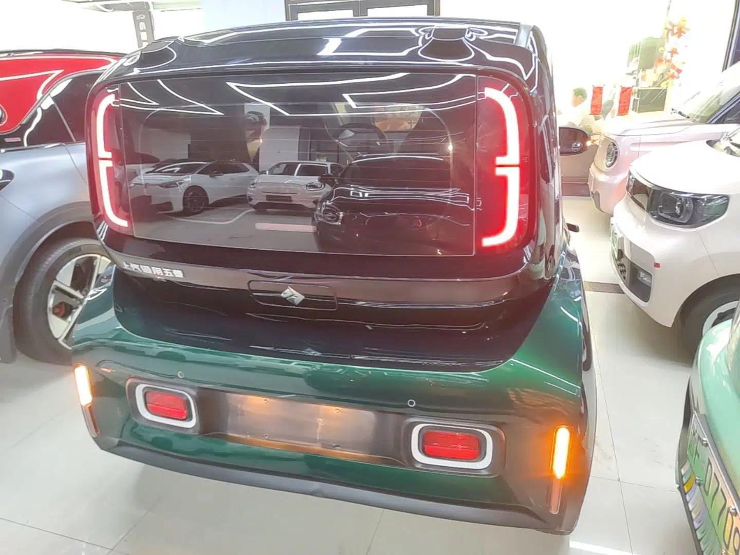 Baojun KiWi EV 2022 Artist Lite Edition Ternary Lithium — миниатюра 5