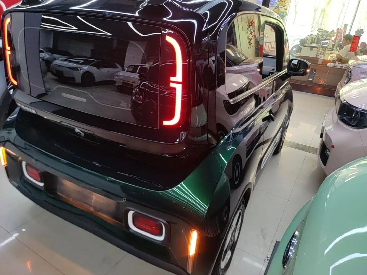 Baojun KiWi EV 2022 Artist Lite Edition Ternary Lithium — миниатюра 9