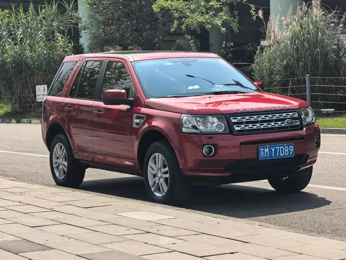 Freelander 2 2014 2.2T SD4 SE Diesel — миниатюра 3