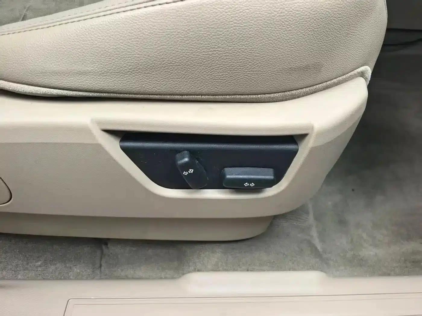 Freelander 2 2012 2.0T Si4 HSE Petrol Version — миниатюра 12